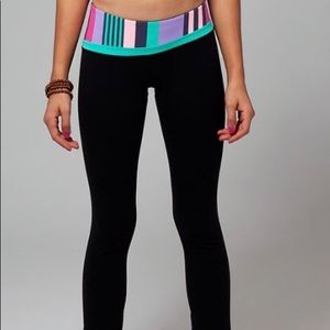 Lululemon Ivivva Skinny Dedication Pant Size 2